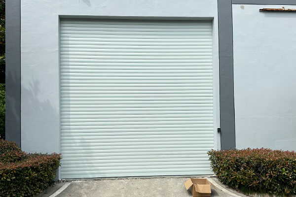 electric roller shutter door
